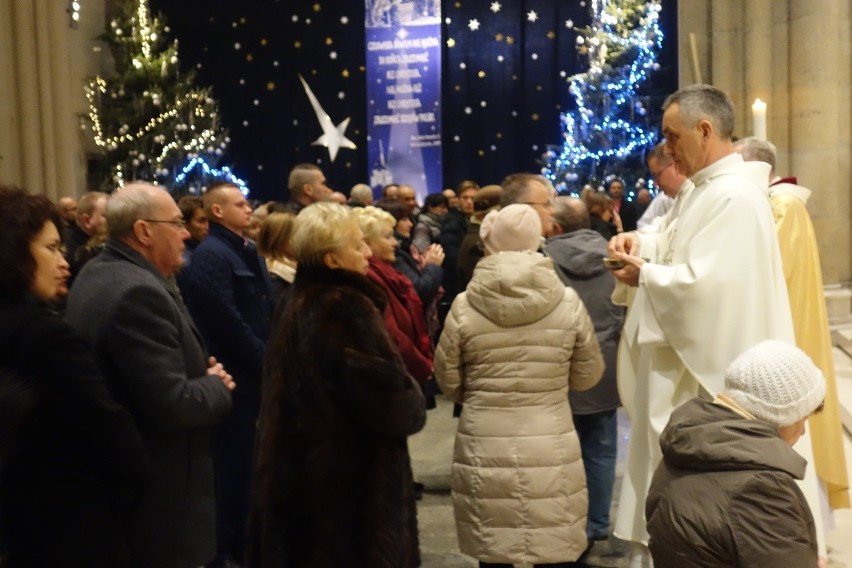 Pasterkę w katedrze łódzkiej poprowadzi abp Marek...