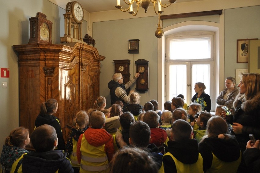 Przedszkolaki z "Bajkowej Ciuchci" zwiedzały Muzeum imienia...