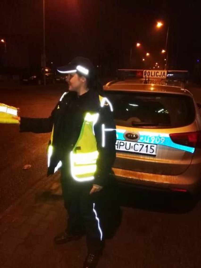 Odblaskuj w Święta. Profilaktyczna akcja policjantów