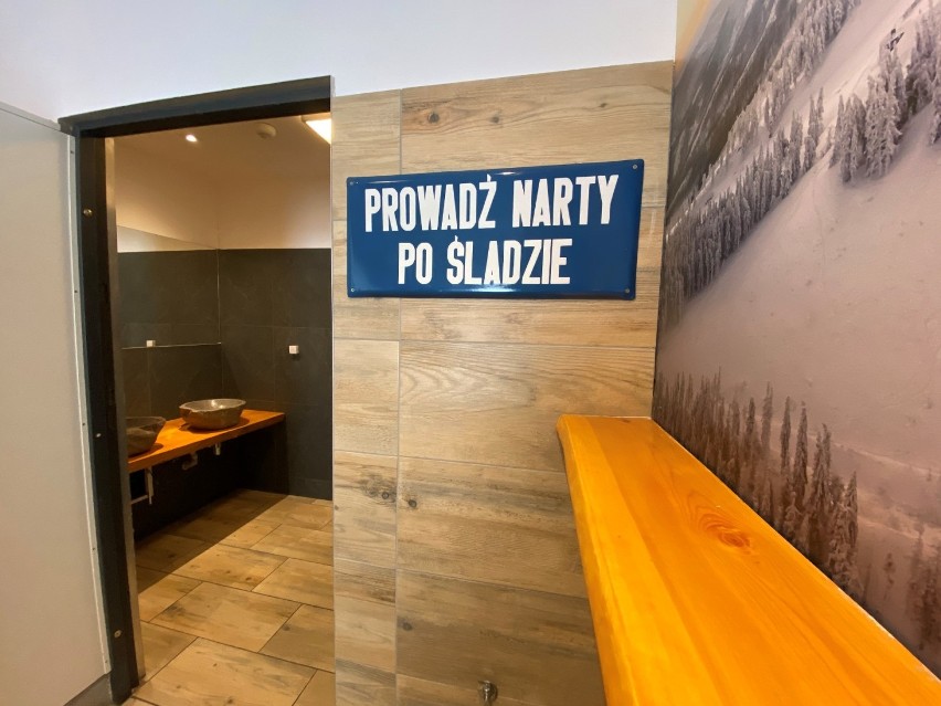 Schronisko na Skrzycznem zaskoczyło turystów aranżacją toalet. Efektowna zmiana! [ZDJĘCIA]