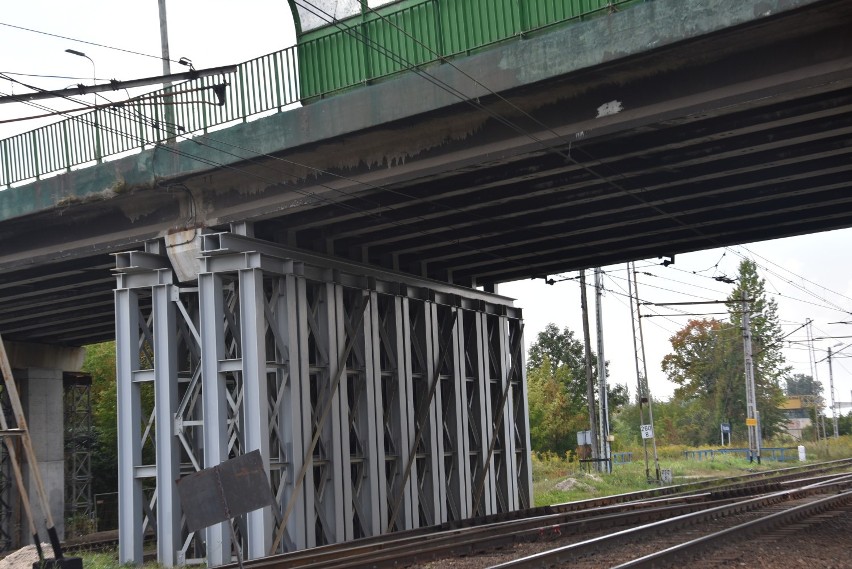 Myszków. Remont wiaduktu na drodze wojewódzkiej. NOWE ZDJĘCIA