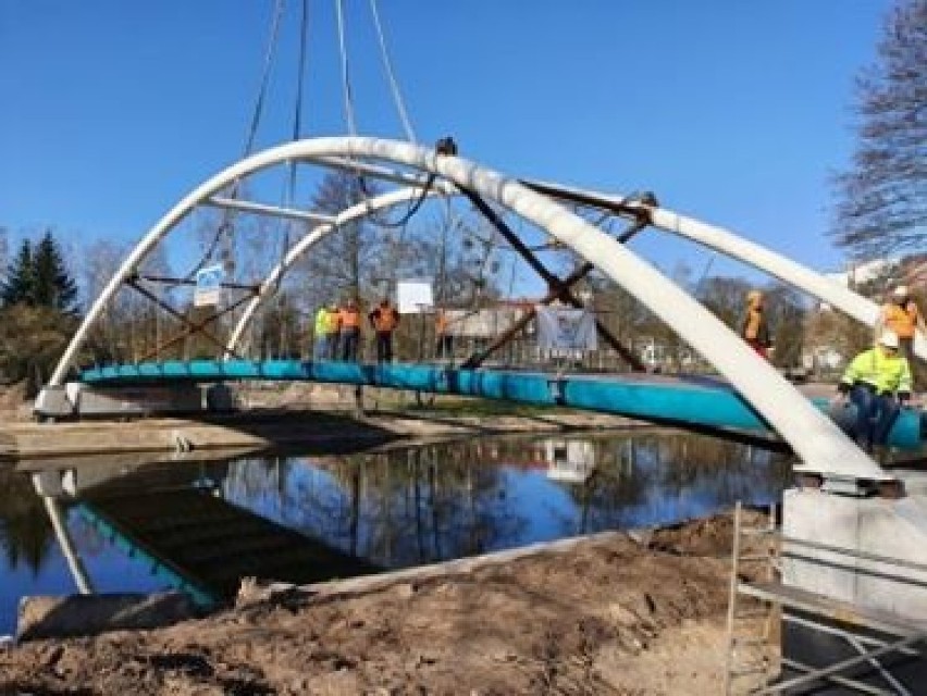Nowy most w Pile, czyli jak powstała kładka na Wyspie! [ZDJĘCIA]