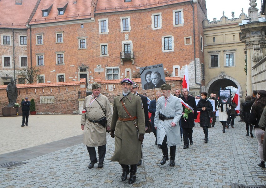 Kraków. Biało-Czerwony Marsz Pamięci w Krakowie [NOWE ZDJĘCIA, WIDEO]