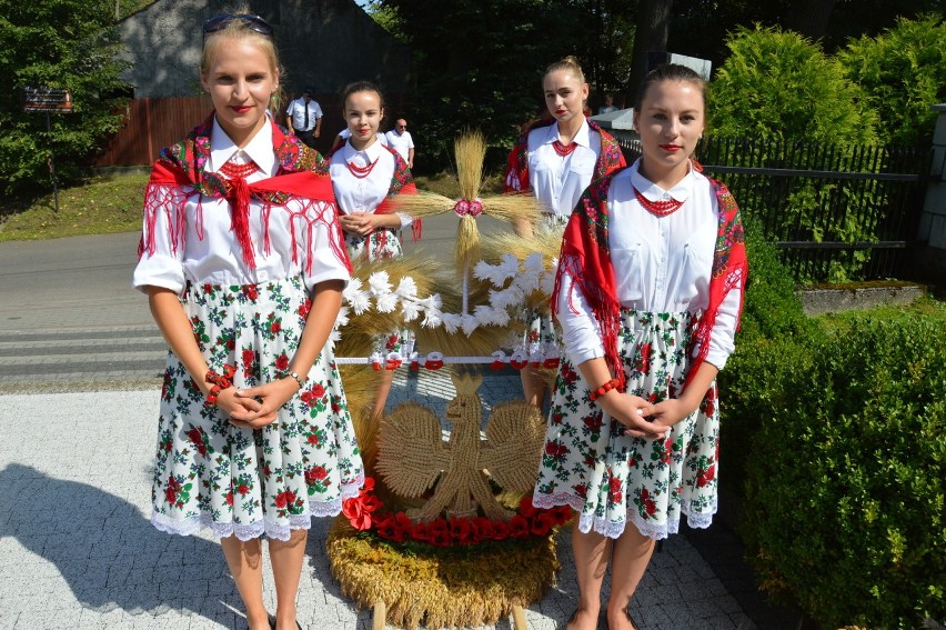 Dożynki Gminy Dębno. Mieszkańcy podziękowali za plony [ZDJĘCIA]