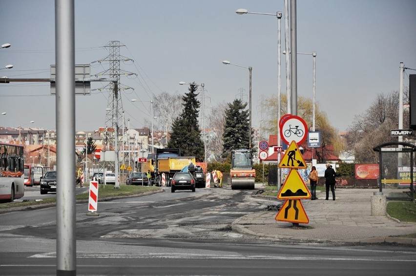 Częstochowa: MZDiT rozpoczął remonty cząstkowe miejskich dróg [ZDJĘCIA]