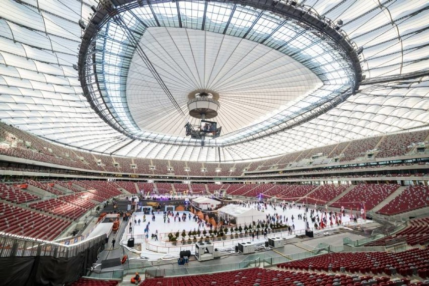 Stadion PGE Narodowy zamienił się w zimowe miasteczko już po...