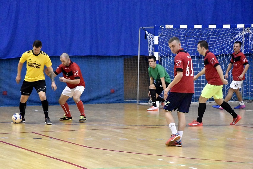 Pilska Liga Futsalu. W Ekstralidze ponownie zmiana lidera. Zobaczcie zdjęcia z meczów 8. kolejki