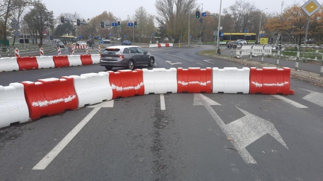 Wiadukt na ul. Zjednoczenia w Zielonej Górze (została tylko jedna nitka, bo drugą wyburzono) będzie 15 i 16 kwietnia zamknięty.