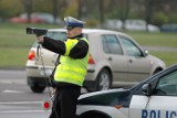 Tutaj stoją policjanci z radarami. Gdzie są kontrole prędkości w Trójmieście? Gdzie zwolnić, żeby nie złapał nas policyjny patrol?