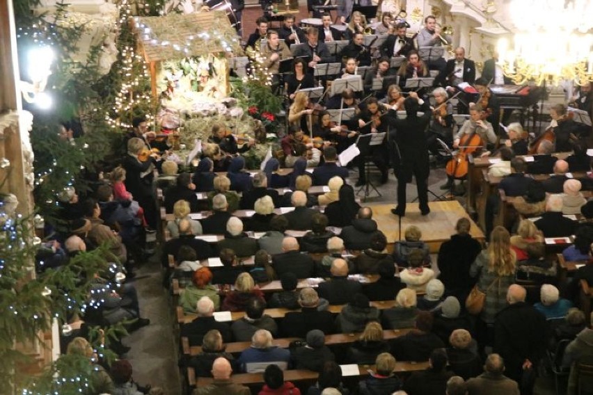 Noworoczny koncert w Obrze FOTO