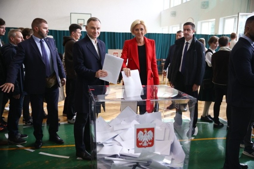Andrzej Duda: Bardzo proszę iść gremialnie do głosowania.