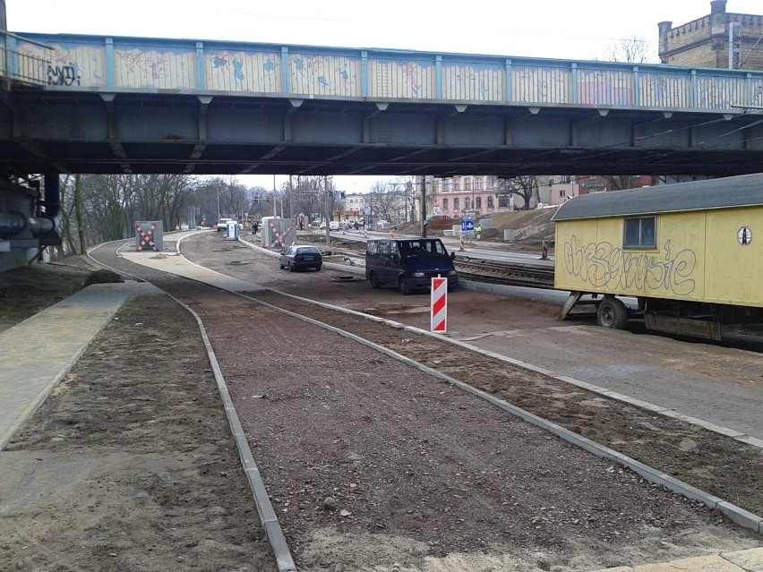 Trwa remont ul. Lubickiej  na odcinku od mostu kolejowego [ZDJĘCIA]
