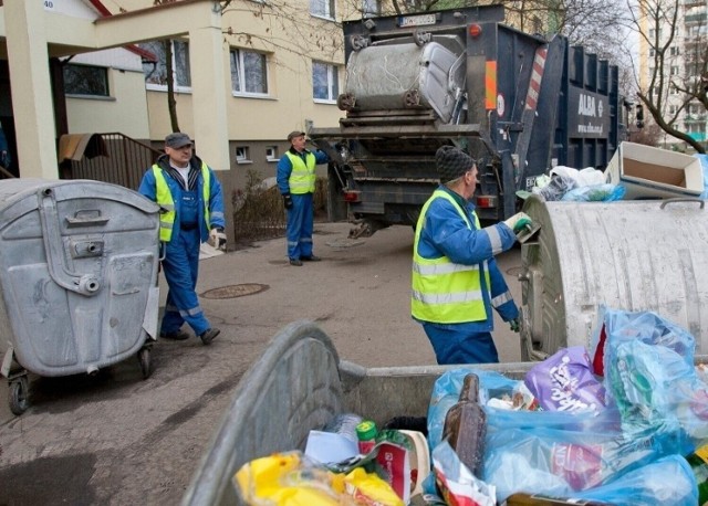 Od 1 listopada mieszkańcy Gorzowa i okolic zapłacą za śmieci 38 zł miesięcznie odo osoby (zdjęcie ilustracyjne).