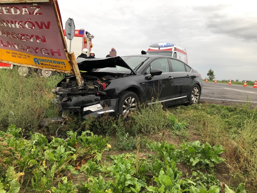 Wypadek w gminie Brześć Kujawski. Zderzenie dwóch samochodów [zdjęcia]