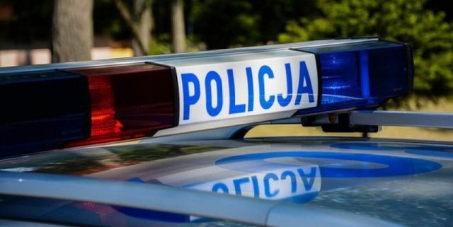54-letni kierujący BMW zaczął uciekać przed policjantami.