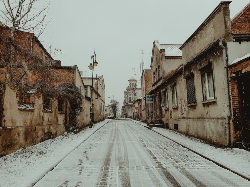 Zima w Obornikach. Zdjęcia zaśnieżonego miasta