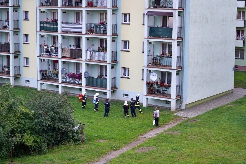 Policja oraz Ochtnicza Straż Pożarna z Debrzna interweniowali na ul. Czerniakowskiej