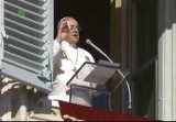 Papież Franciszek zareklamował duchowy lek na serce. Z Gdańska rodem [wideo]