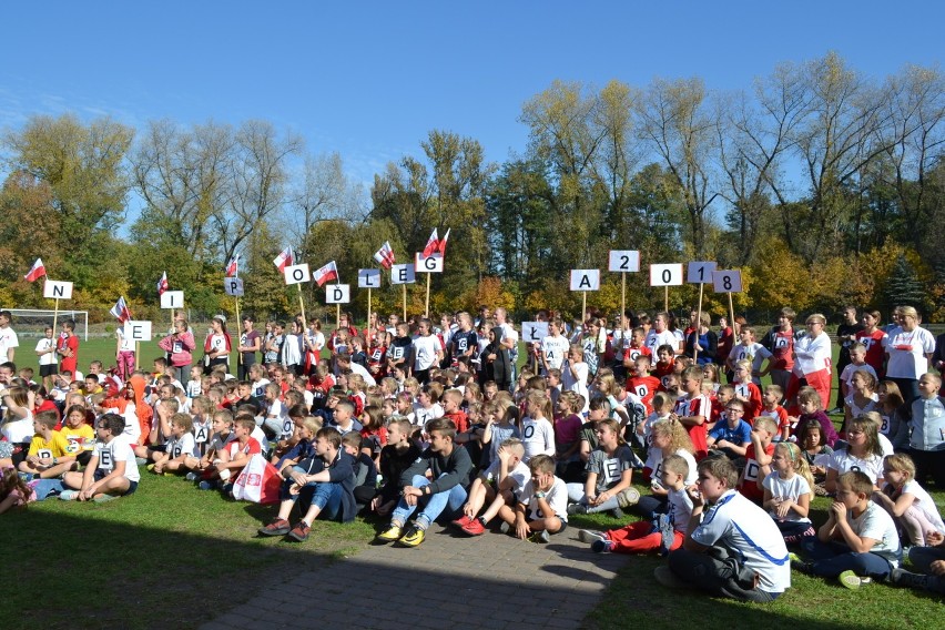 Mysłowice: Przebiegli 100 km z okazji 100 rocznicy odzyskania niepodległości