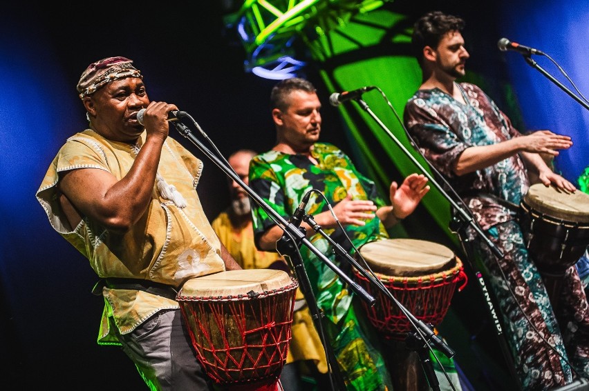 Rozpoczął się Festiwal Kultur "Okno na świat". Pierwszego dnia w Centrum św. Jana wystąpiła Lesja i zespół Ikenga Drummers [zdjęcia]