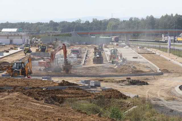 Dwie restauracje McDonald's powstają tuż za Legnicą.