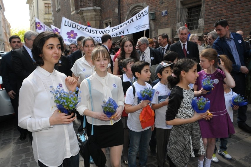 Setna rocznica ludobójstwa Ormian w Krakowie [ZDJĘCIA, WIDEO]