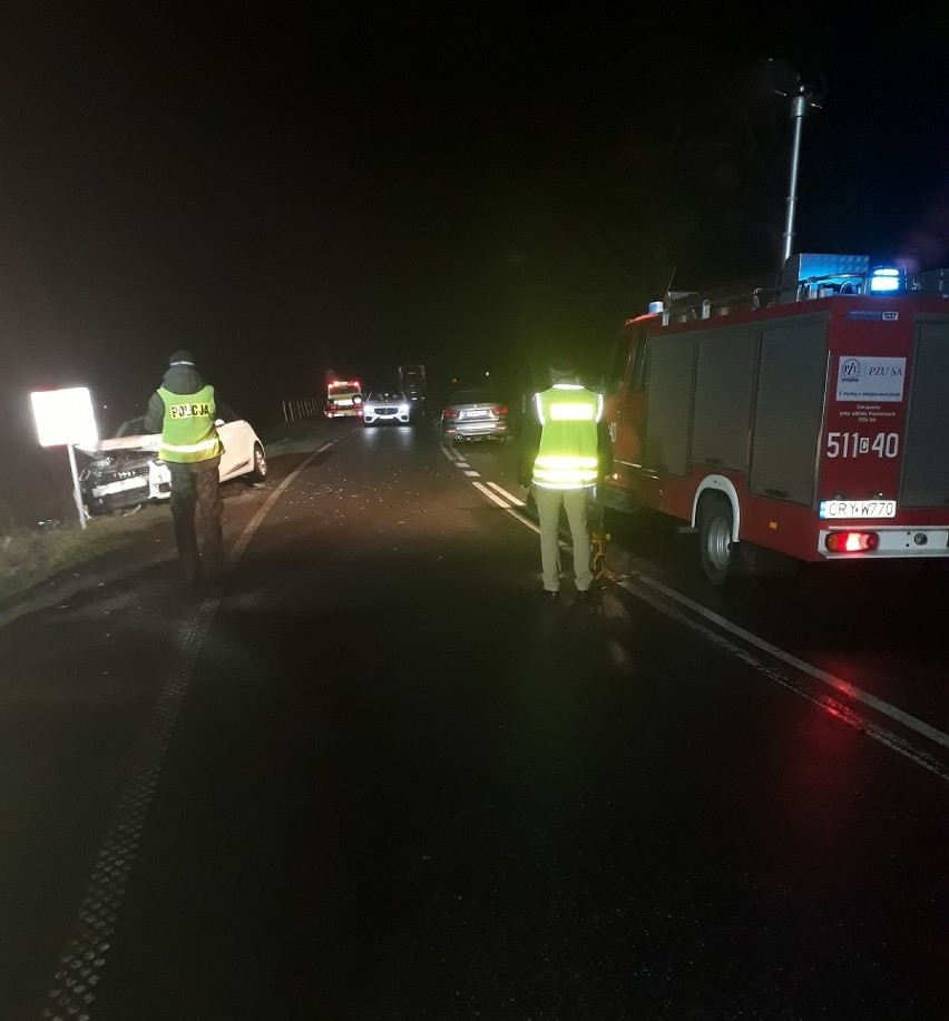 Wypadek w miejscowości Cetki w gminie Rypin. Zderzenie trzech samochodów [zdjęcia]