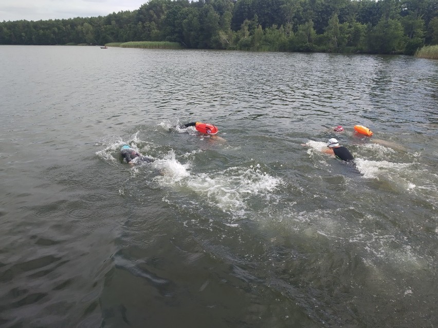 Towarzyski triathlon i duathlon w Chojnie już po raz drugi [ZDJĘCIA]