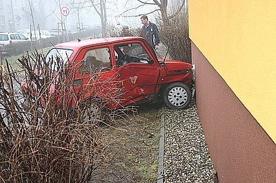 Wypadek na ul. Klonowej w Zabrzu. Jedna osoba została ranna