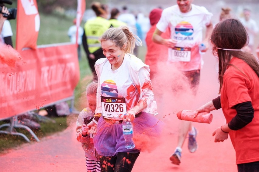 Color Run 2017 w Poznaniu: Kolorowy bieg na Malcie