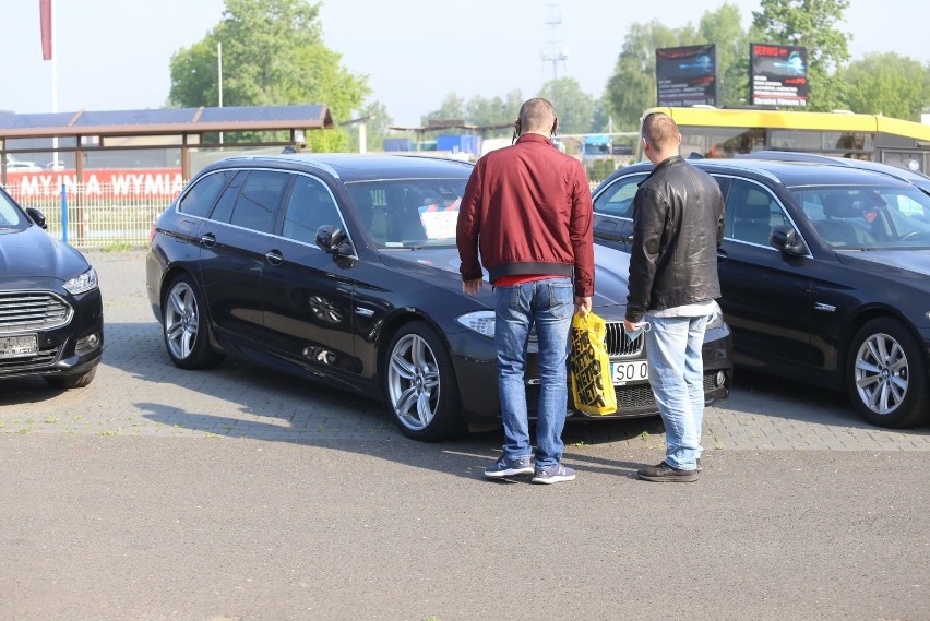Giełda samochodowa w Mysłowicach jest otwarta pierwszy raz...
