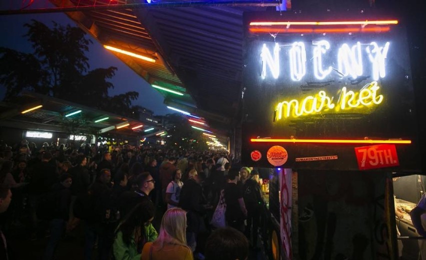 Nocny Market, Warszawa. Uwielbiany przez warszawiaków targ otwiera się 21 maja