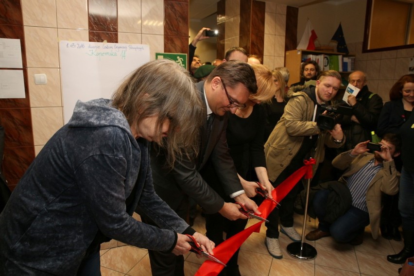 Centrum Organizacji Pozarządowych otwarto w Katowicach ZDJĘCIA