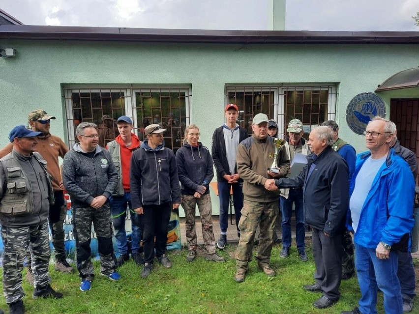 Wędkarski Turniej Miast w Człuchowie – reprezentanci kół PZW z Człuchowa, Bytowa i Torunia  wzięli udział w nietypowych zawodach 