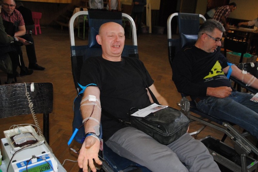 60 akcja oddawania krwi w Domu Parafialnym w Pleszewie