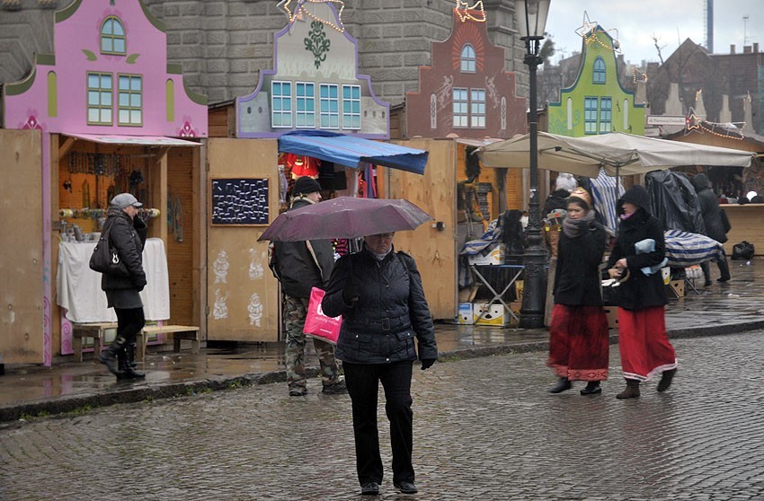 Gdańsk: Rozpoczął się Jarmark Bożonarodzeniowy na Targu Węglowym [ZDJĘCIA]