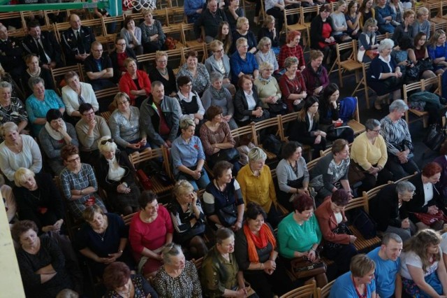 W ubiegłorocznym Dniu Kobiet zorganizowanym przez LGD Ziemi Kraśnickiej w kraśnickim ZS nr 1 wzięły udział tłumy mieszkanek naszego powiatu