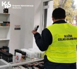 Prawie 600 opakowań płynów do e-papierosów bez akcyzy znalezione w sklepie w Lęborku