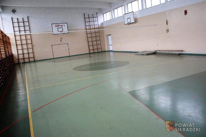 Sala gimnastyczna w ZSP nr 1 w Sieradzu zostanie odnowiona