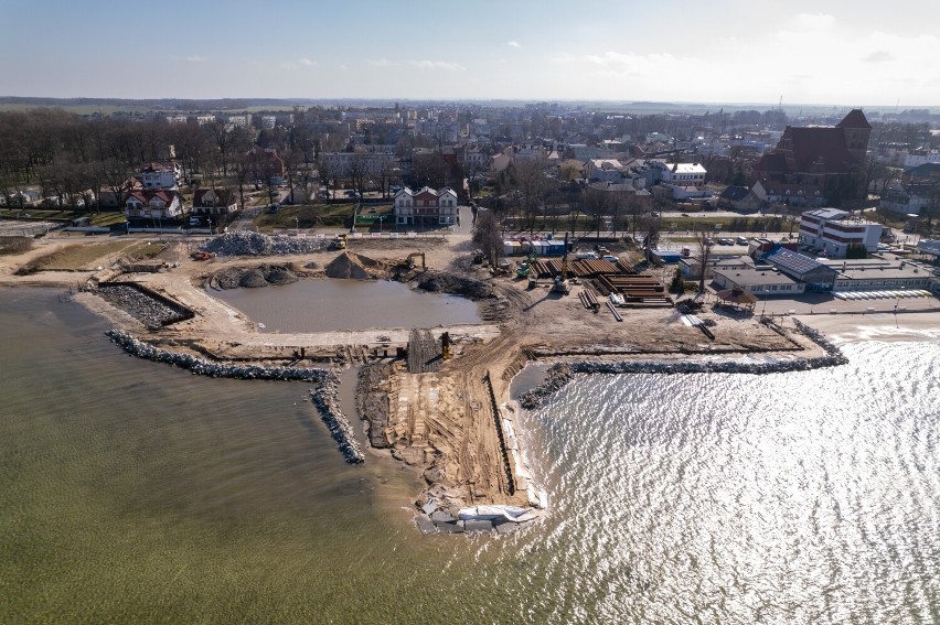 Nowa marina w Pucku - tak wyglądają postępy w pracach w marcu 2022 r.