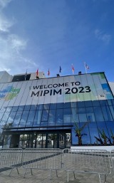 Pomorskie miasta, instytucje i firmy pokazują swoją ofertę na targach nieruchomości MIPIM w Cannes 