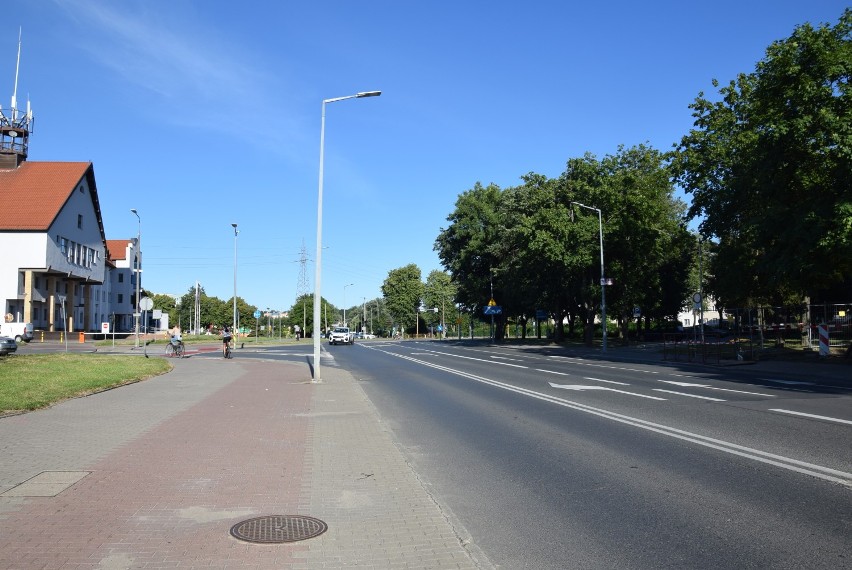 Od poniedziałku zmiana organizacji ruchu na skrzyżowaniu alei Piłsudskiego i ulicy Legionów w Elblągu. Ważne informacje dla kierowców