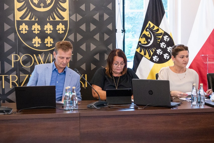 23 sierpnia Przewodniczący Rady Powiatu Trzebnickiego został odwołany ze swojego stanowiska. 