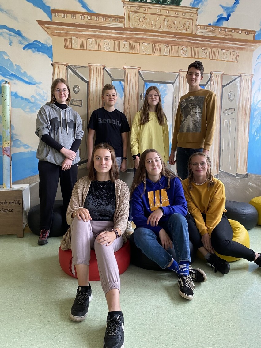 Uczennica ZSP w Sierakowicach przygotowała projekt społeczny „OtoCARS’Y”