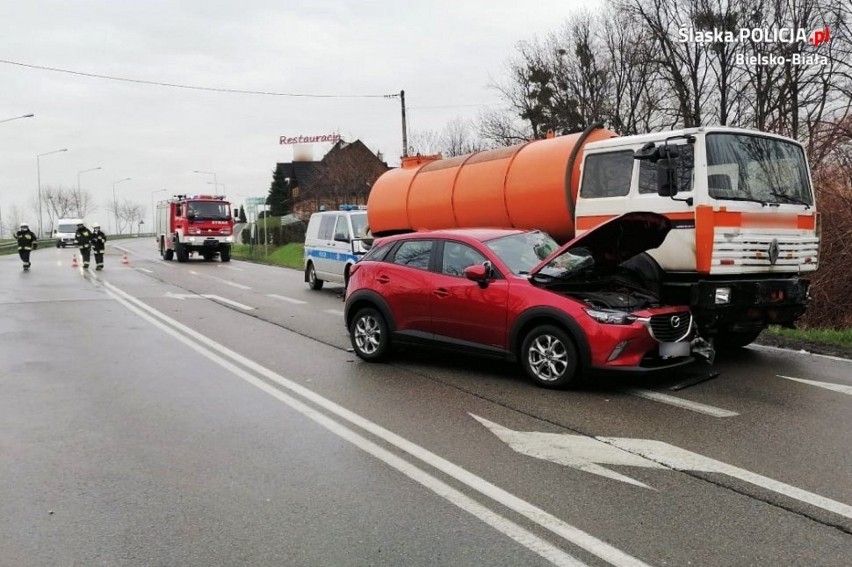 Do wypadku doszło na tzw. starej drodze na Cieszyn, na...