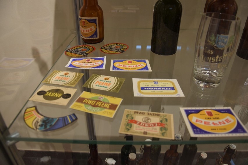 Wystawa piwnych etykiet ze Szczecinka z okresu powojennego