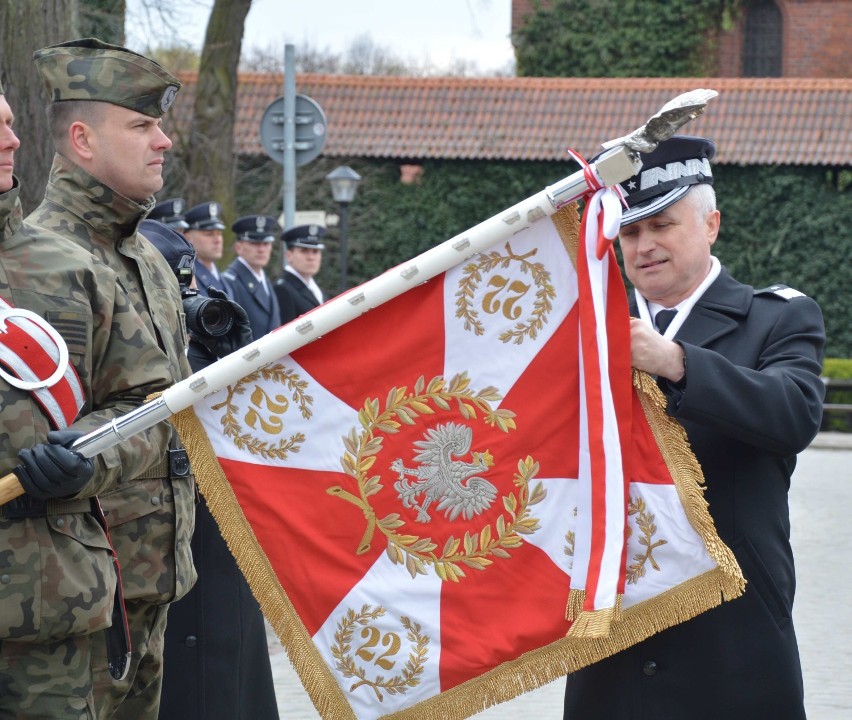 Malbork. Święto 22 Bazy Lotnictwa Taktycznego [ZDJĘCIA]. Inspektor Sił Powietrznych osobiście podziękował za służbę