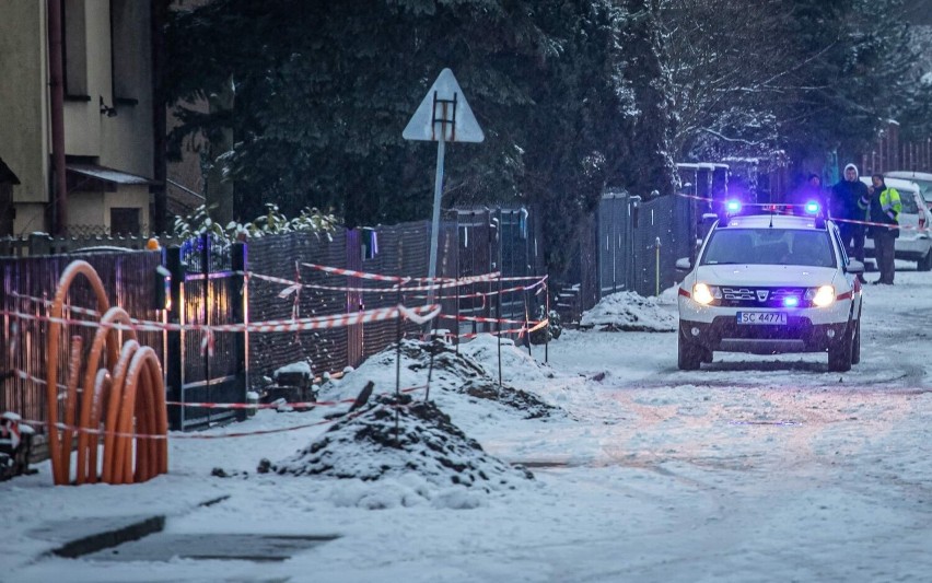 Niewybuch znaleziony w Częstochowie przy ul. Kossaka. Trwa akcja służb. Ewakuowano mieszkańców