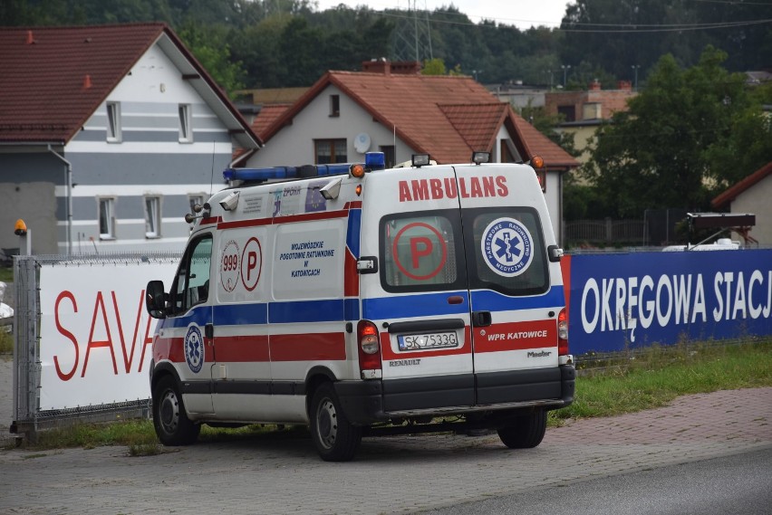Wypadek na Gliwickiej w Rybniku. Motocyklista uderzył w samochód osobowy