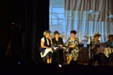 Premiera spektaklu "Mała czarna dobra na wszystko" Teatru OdNowa w Rogowie koło Żnina [wideo, zdjęcia] 
